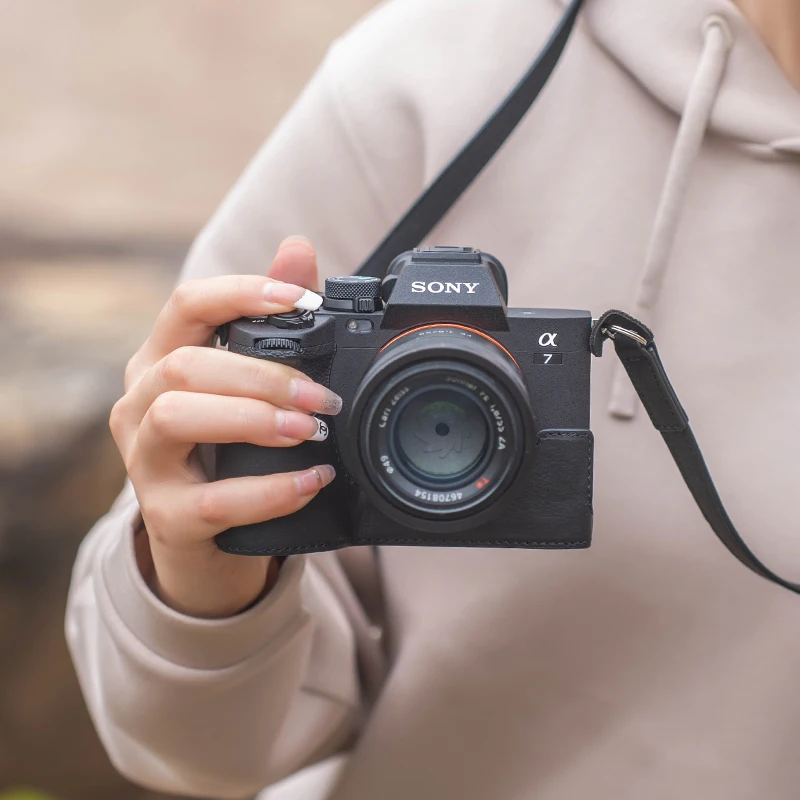 Vlogger 가죽 보호 케이스 카메라 숄더 스트랩,  A7M4 A7IV A7 IV 빈티지 하프 케이스 가방, 베이스 커버 액세서리