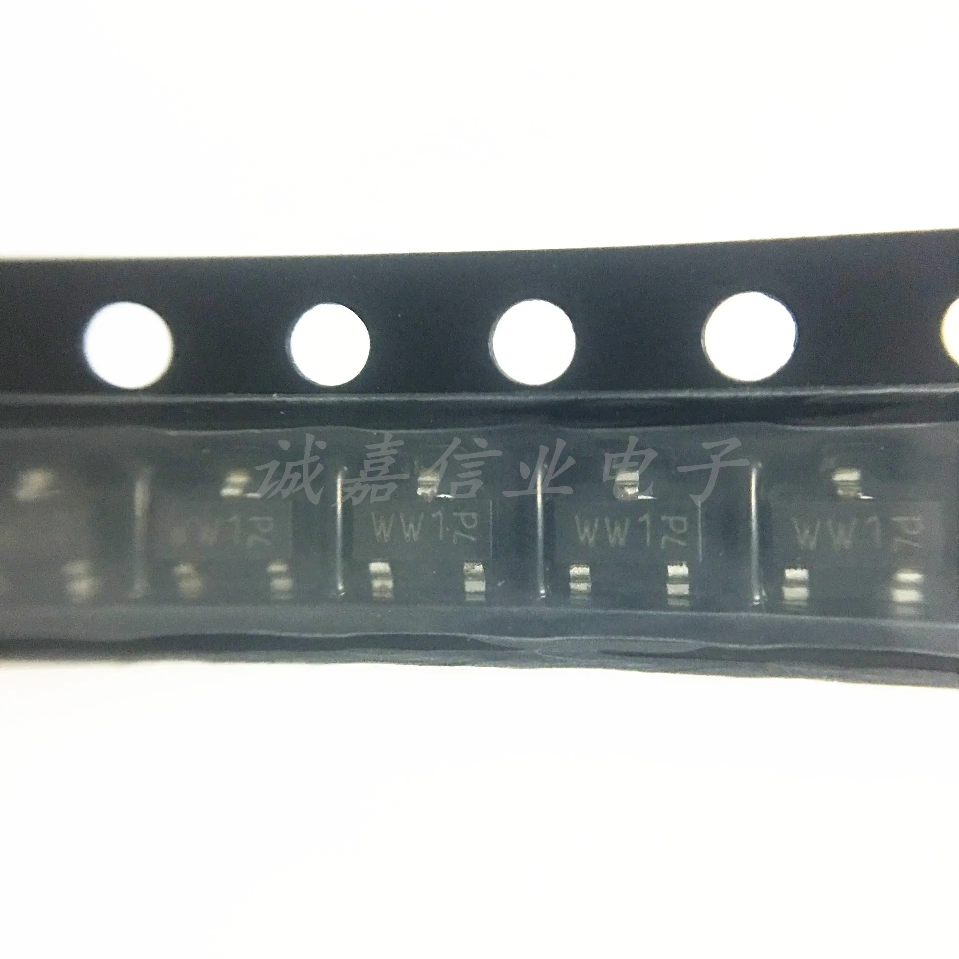 100 Pz/Lotto Bat54C Sot-23-3 Di Marcatura; Ww1 Schottky Diodi E Raddrizzatori Schottky Raddrizzatore A Diodi 0.2A 5Ns Automotive 3-Spille