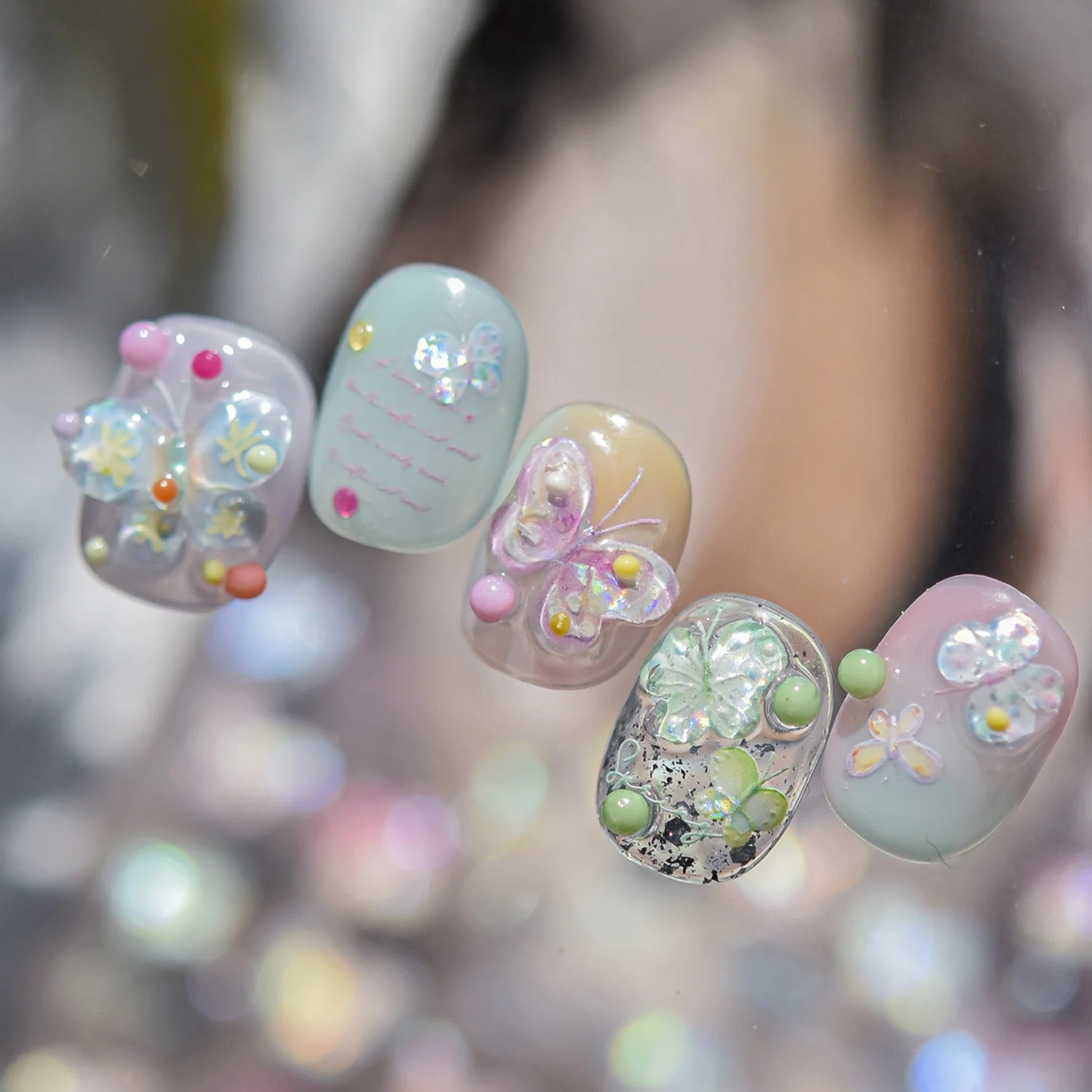 1pcs 5D 다채로운 손으로 그린 ??나비 네일 아트 스티커 부드러운 레트로 빈티지 양각 다채로운 나비 네일 데칼 매니큐어