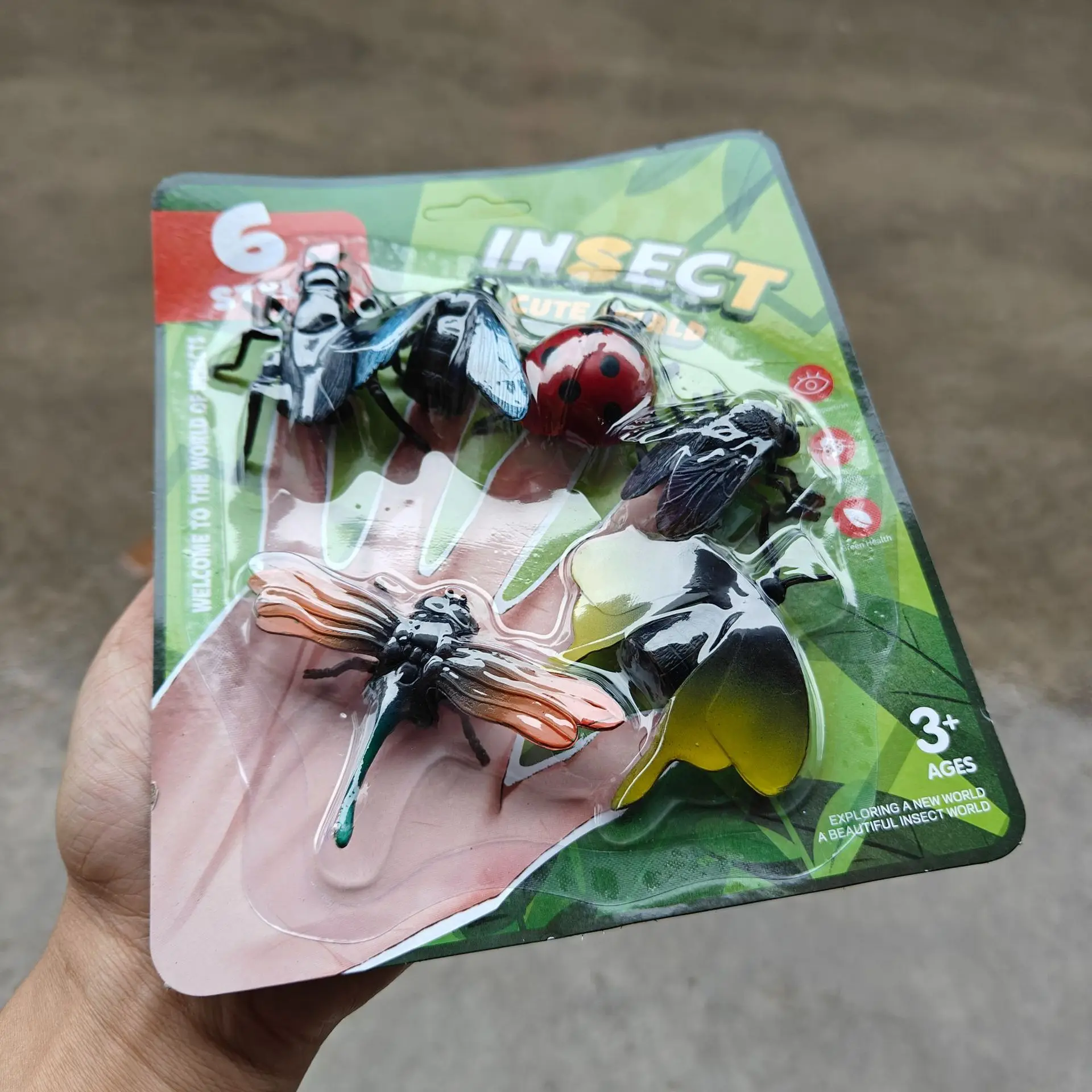 6Pcs/Set Simulation Finger Insect Doll Creative Funny Parent-child Interaction Bedtime Storytelling Insect Hand Puppet Props Toy