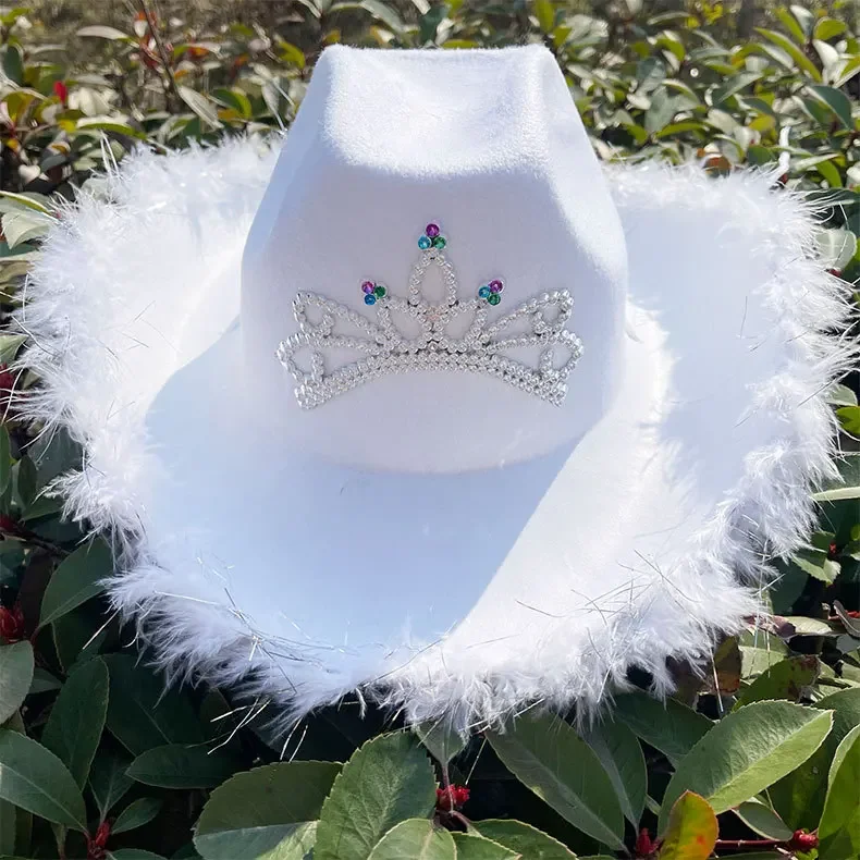 

Western Cowboy Hat White Crown Feather Edge Letter Cowboy Hat Queen Princess Wedding Birthday Parti Bachelorette Party Hats