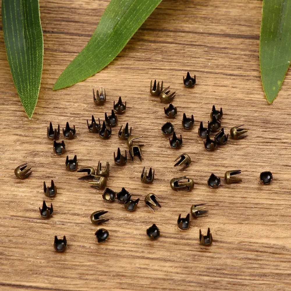 50Pcs 3mm Mini Buckle Round Bead Claw Hammer Ultra-small Metal Buckles Stuffed Toys DIY Doll Clothes Doll Accessories