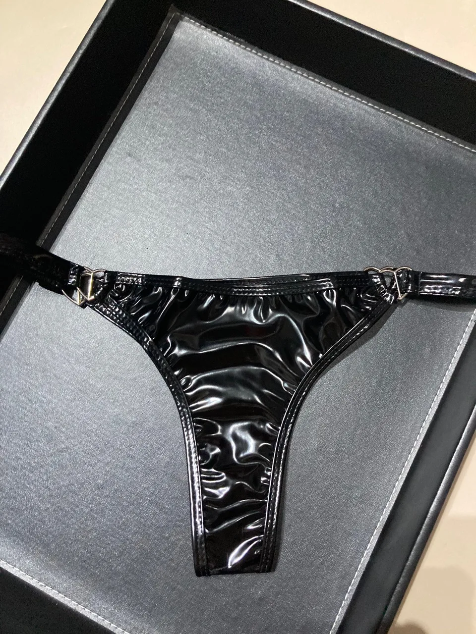 Sexy Shiny Leather Underwear Women's Black Red PVC Temptation Low Waist Trousers Spring Style T/Panty