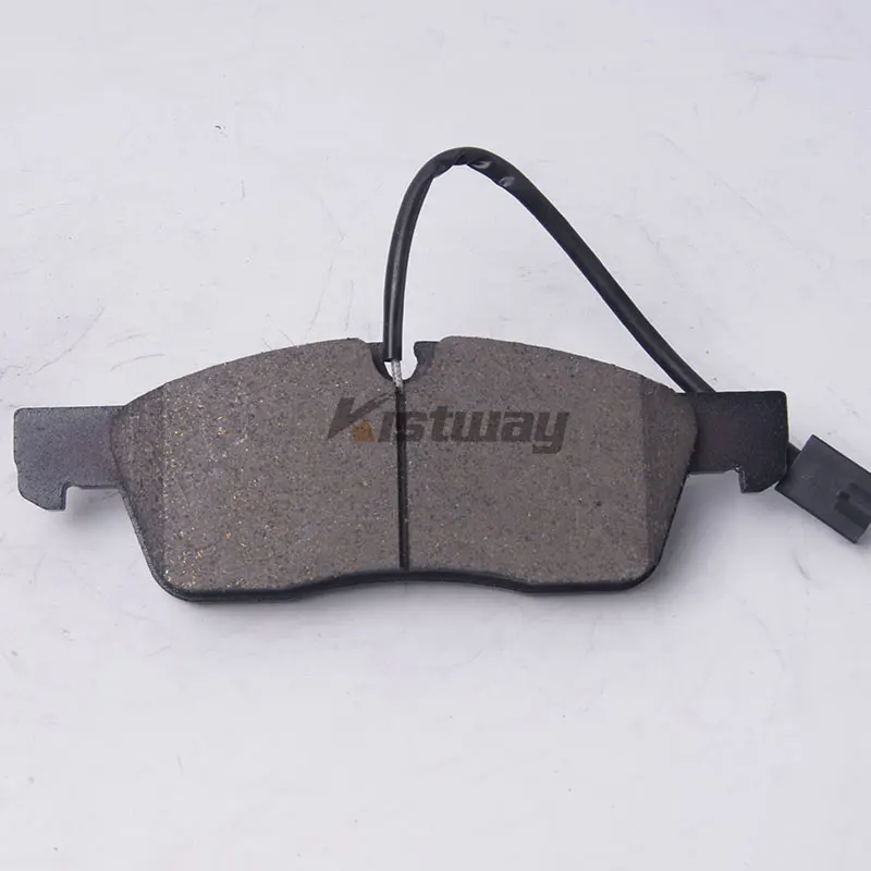 High Quality Front Brake Pad Set For Maserati Levante M161 3.0T 4WD V6 D18186 673004427 673011564