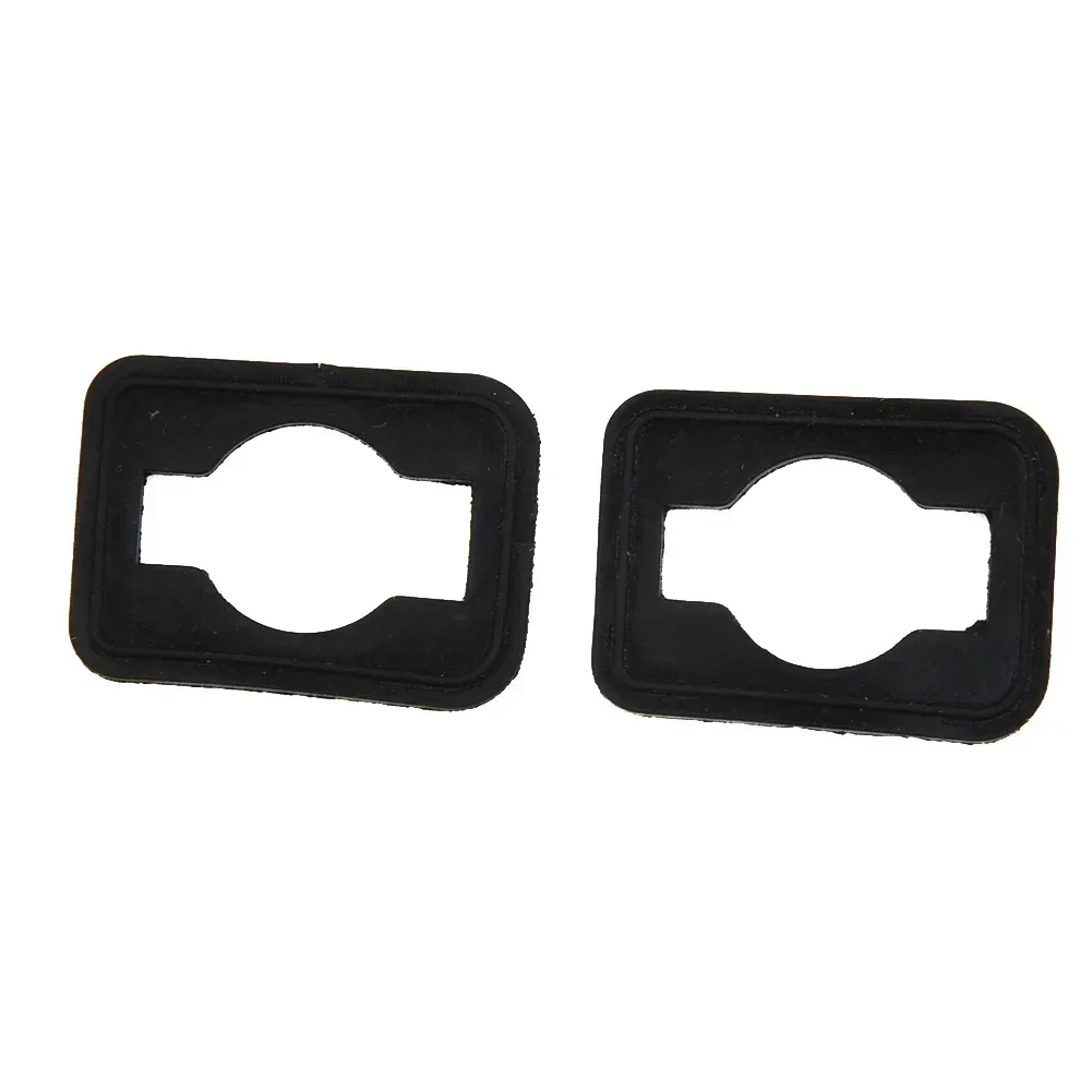 2x Water Jet Nozzle Front Windscreen Washer Nozzle ABS Plastic Black For Nissan Navara D22 D40 Pickup Silvia S14 S15 Windshield