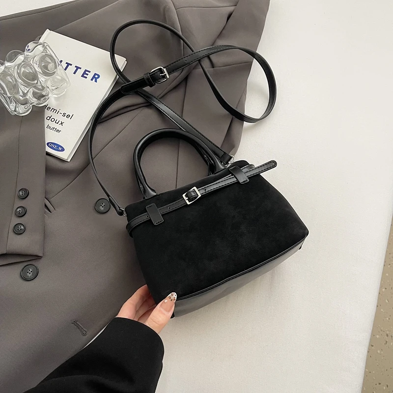 PU Leather Versatile Underarm Bag Large Capacity Simple Armpit Bag Solid Color Casual Frosted Handbag Commute Handbag