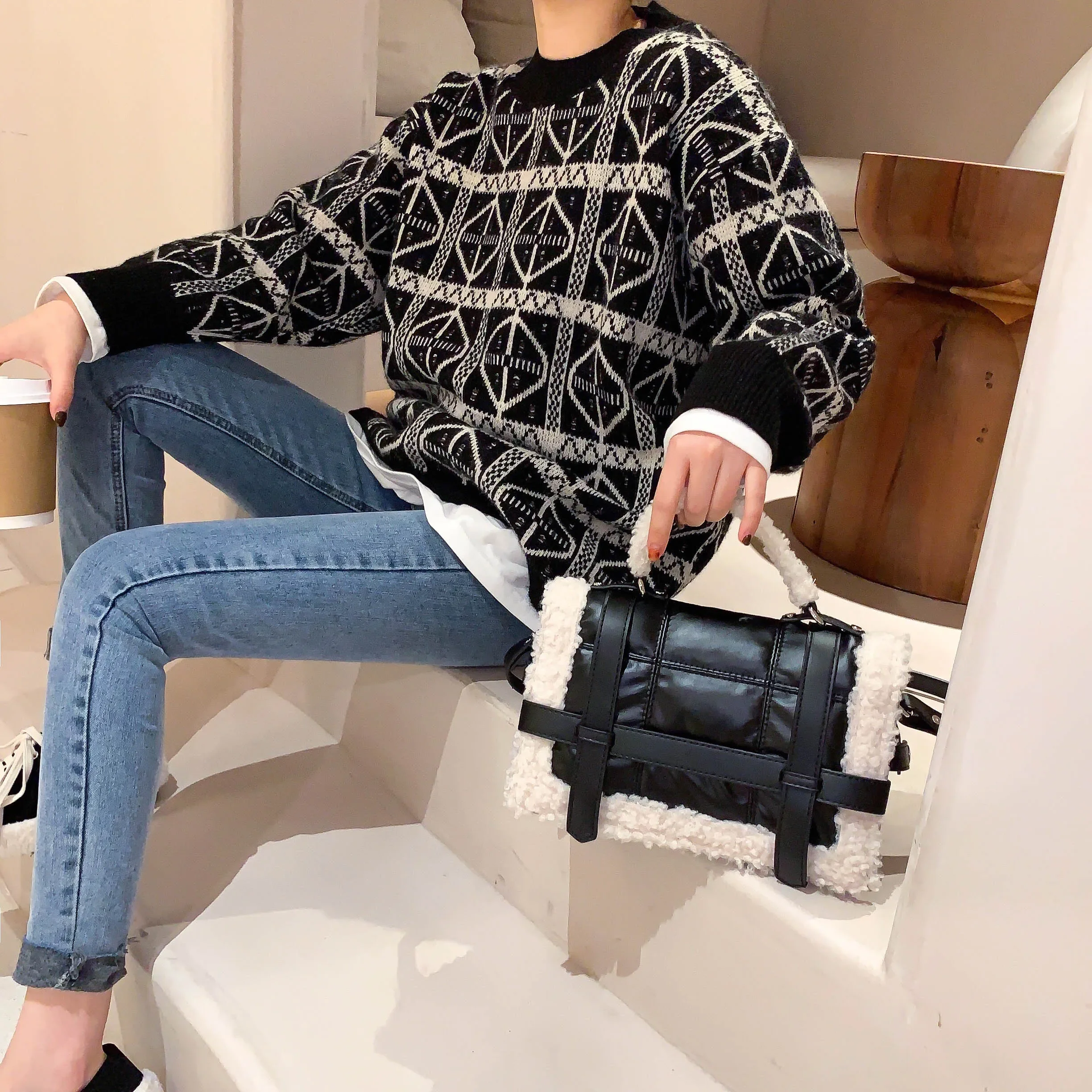 Fashion Lambswool Quilted Women Handbags Design Brand Shoulder Bags Luxury Pu Leather Space Padded Crossbody Messenger Bag 2024