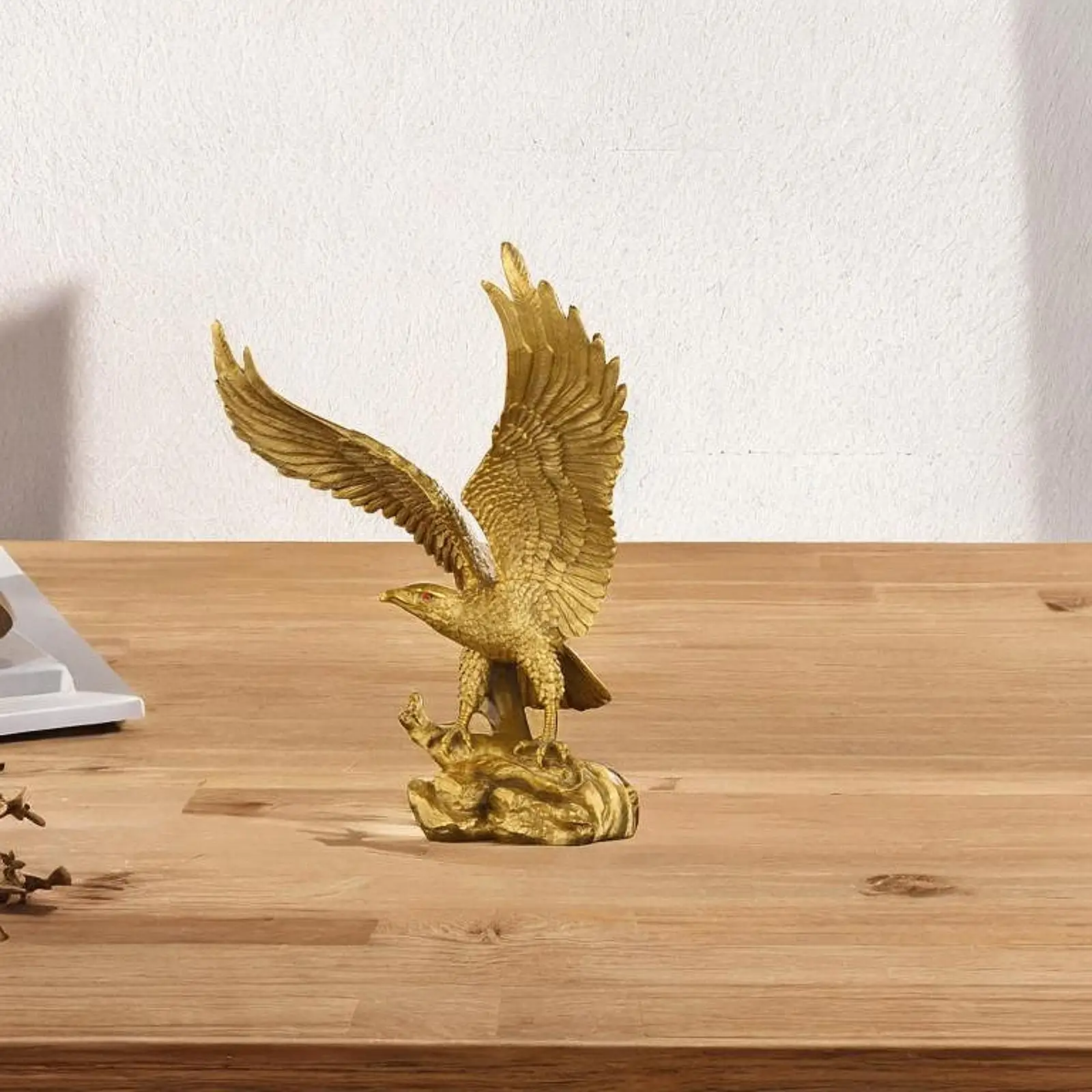 

Eagle Statue Collectible Desktop Ornament for Office Living Room Entrance