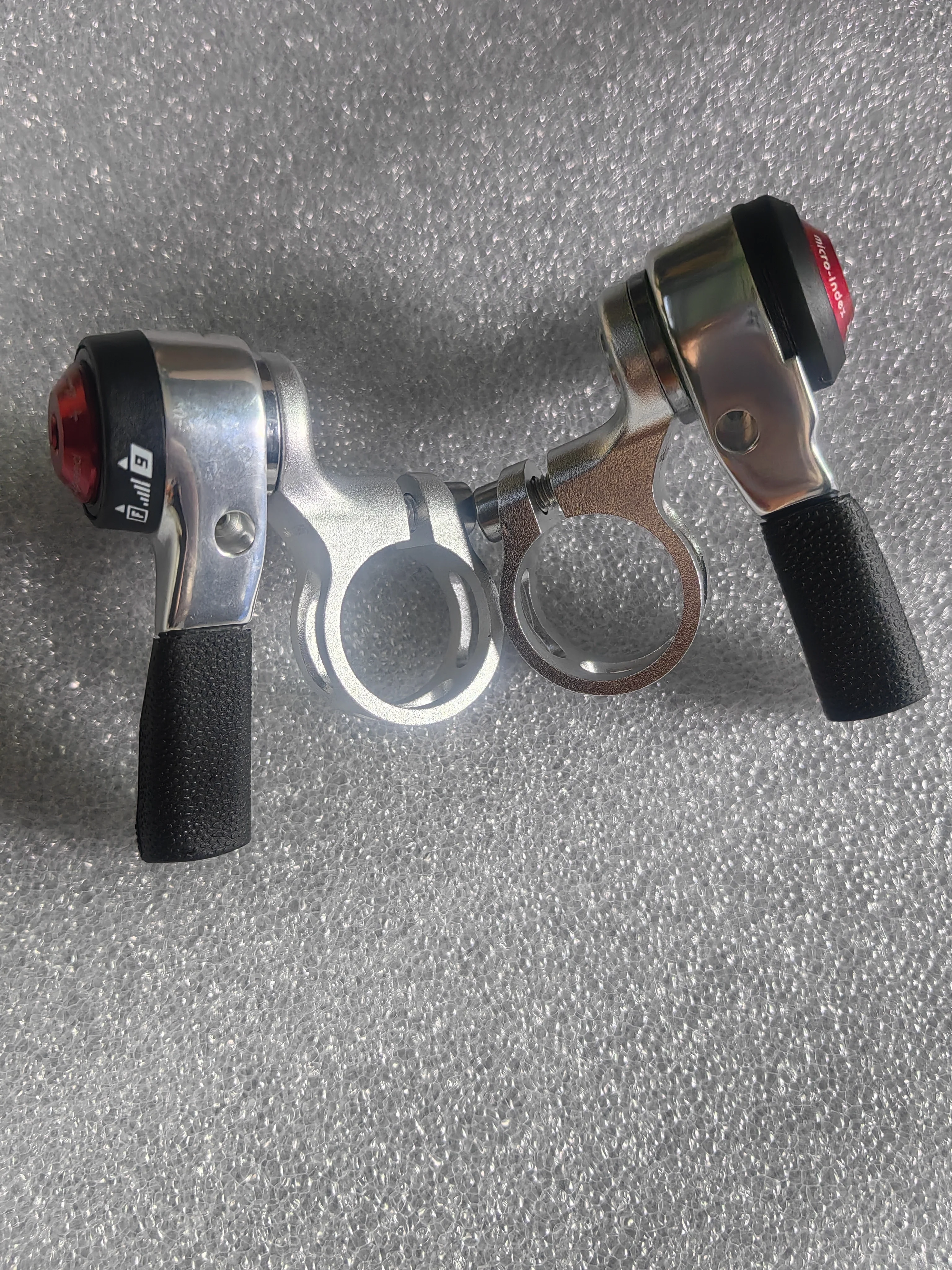 パーツ microSHIFT / BS-T10B / Bar End Shifters Universal Cycles -- MicroShift BS-M10 MTB Right Bar End