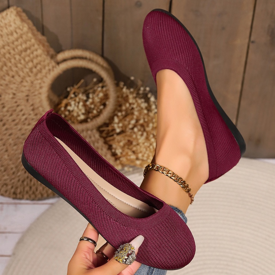 Spring New Knitted Slip-On round Toe Flat Bottom Mom Shoes Breathable Low Cut Easy Wear Casual Fashion Footwear for Women