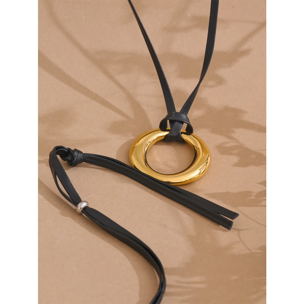 Yhpup Pendant Round Stainless Steel