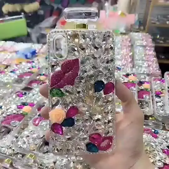 Роскошный чехол со стразами и флаконом духов для iPhone телефона с блестящими