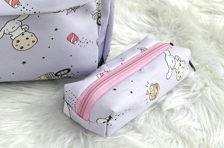 Hello Kitty New Backpack Girls Primary and Secondary School Large Capacity Cute Cartoon Fashion Soft School Bag