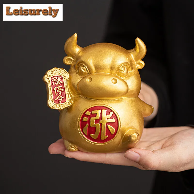 Creative Zodiac Fun Beast Ceramic Teapet Stock Market Golden Rising Limit Bull Tea Play Figurine Crafts Office Table Lucky Model