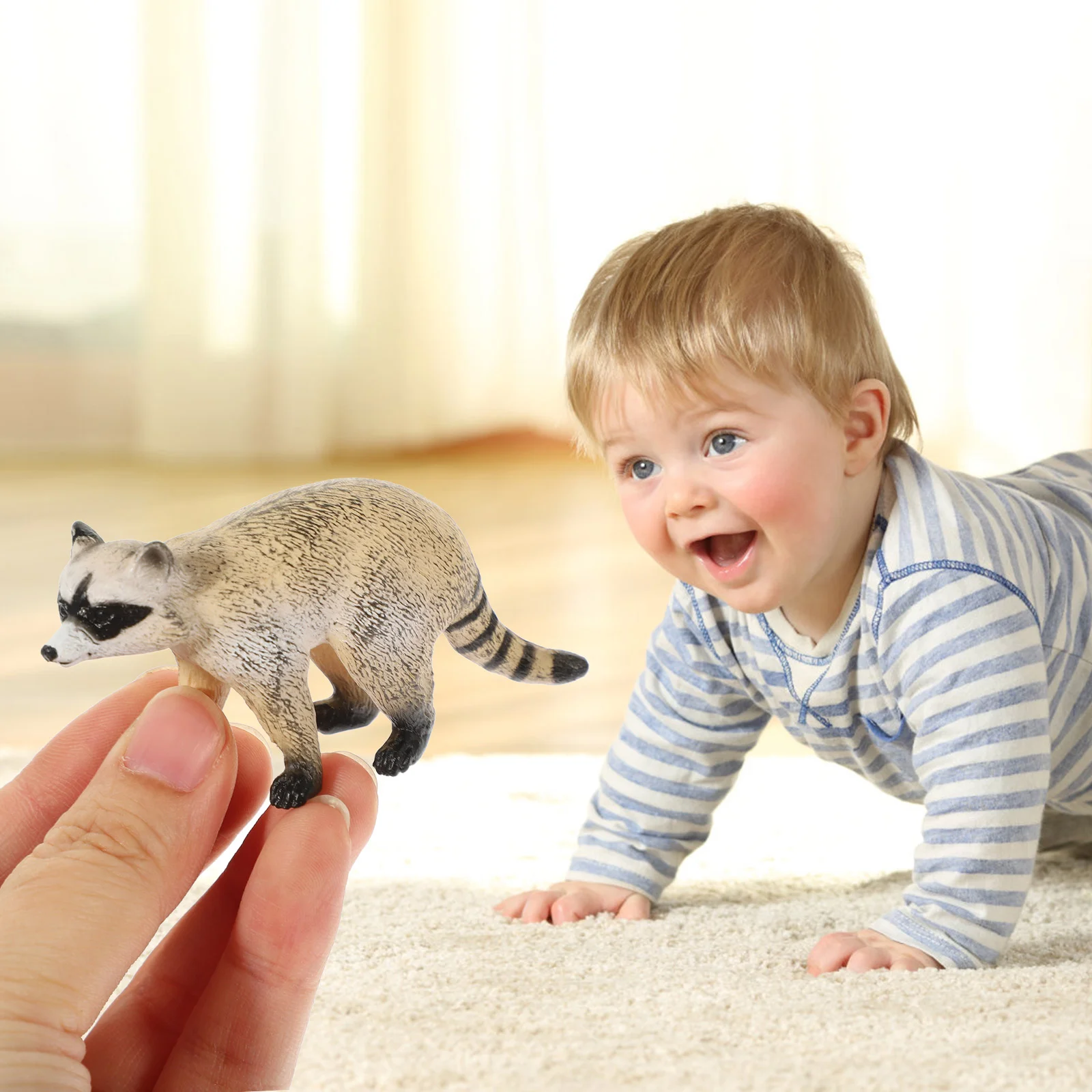 

Realistic Raccoon Figurine Plastic Model for Science Education and Desktop Decoration
