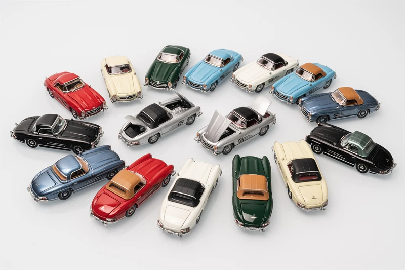 

Коллекция миниатюрных моделей автомобилей GFCC 1:64 Мб 300 SL Roadster