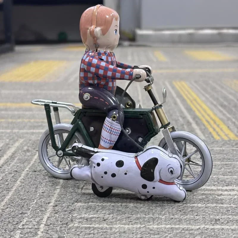 Little Hunter Riding Bike and Walking Dog Retro Nostalgic Collection Wind Up Toys Iron Crafts Ornament Clockwork Toys