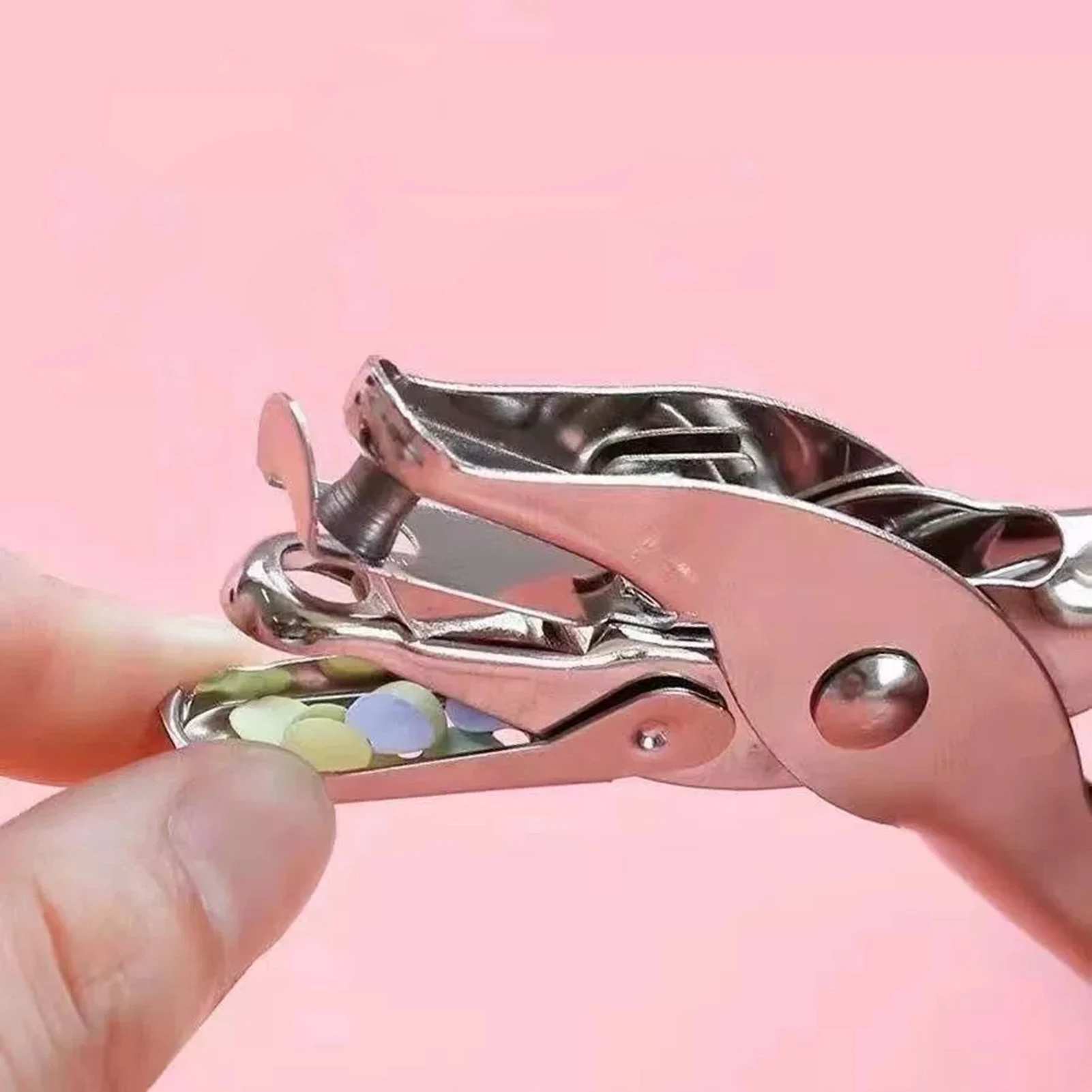 핸드홀드 단일 구멍 펀치 편안한 핸들 핸드백 스트랩에 적합한 단일 구멍 펀칭 플라이어