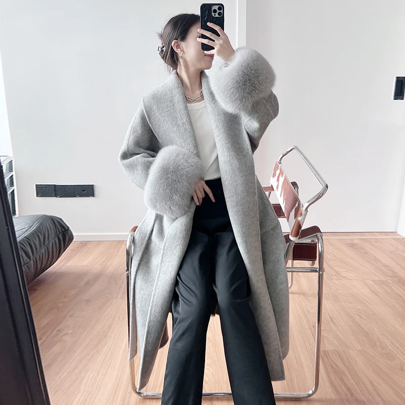 

Новое высококачественное серое пальто в стиле халата, длинное двустороннее шерстяное пальто на шнуровке для женщин, Роскошные шерстяные пальто с манжетами из натурального Лисьего меха, ZY02