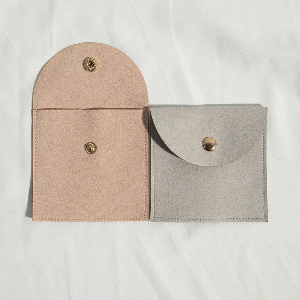 100pcs 8x8cm Suede Microfiber Pouches with Snap Button for Jewelry Ring Earrings Brooch Bracelet Envelope Packaging Bags Custom