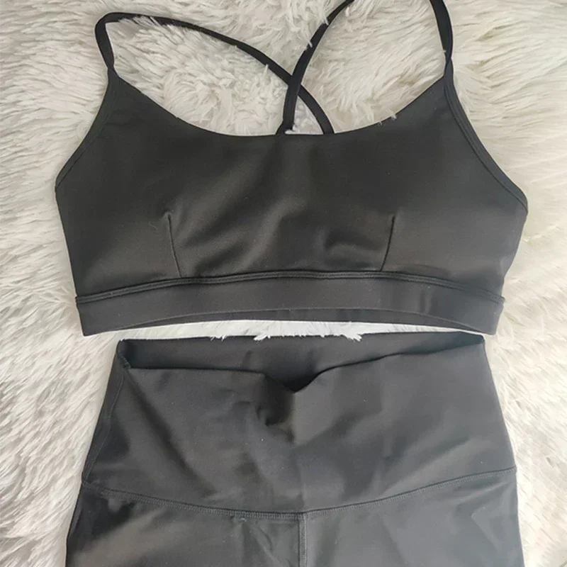 Рисунок 4 - Блестящий прозрачный комплект для