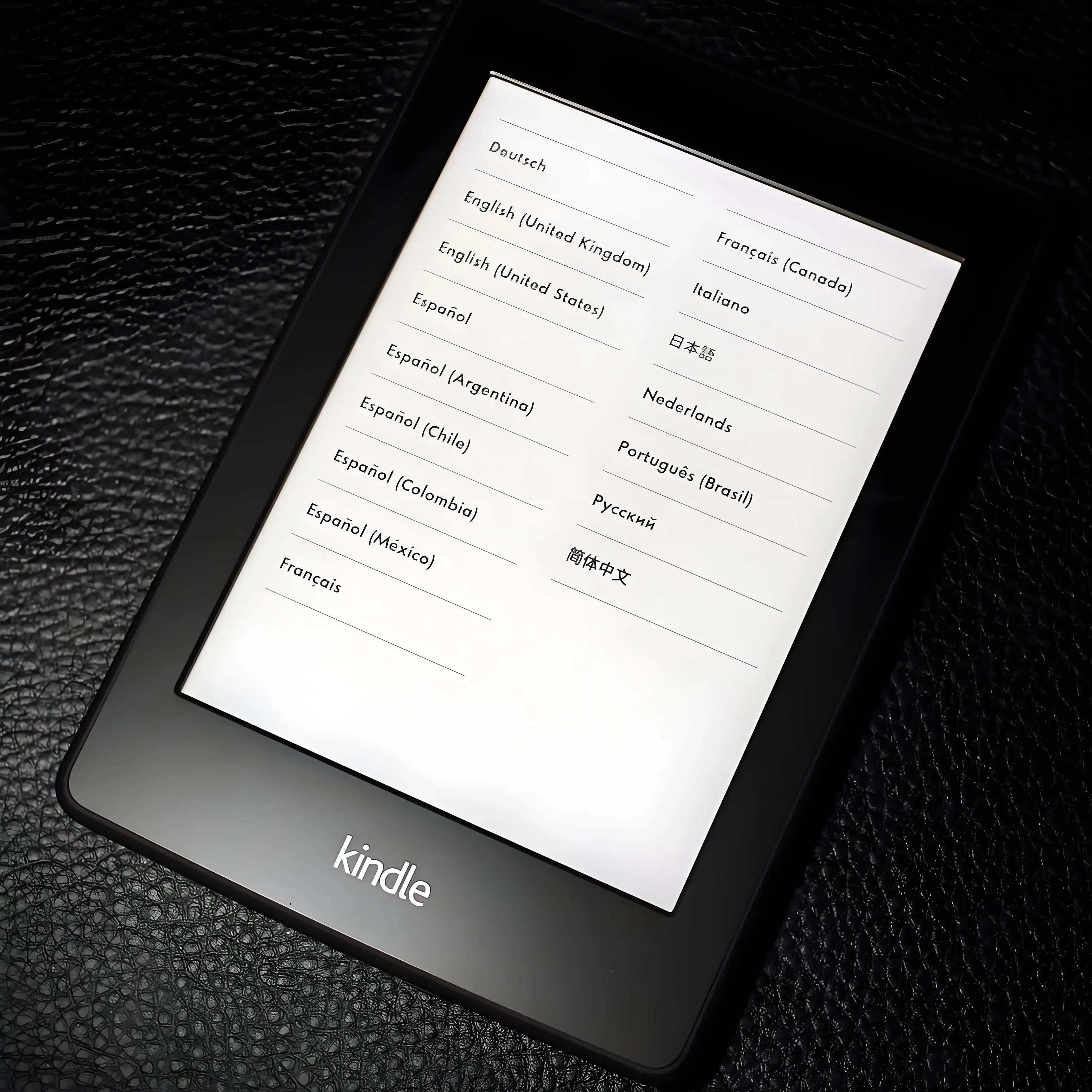 Amazon.com: Amazon Kindle 16 GB (newest model) - Lightest