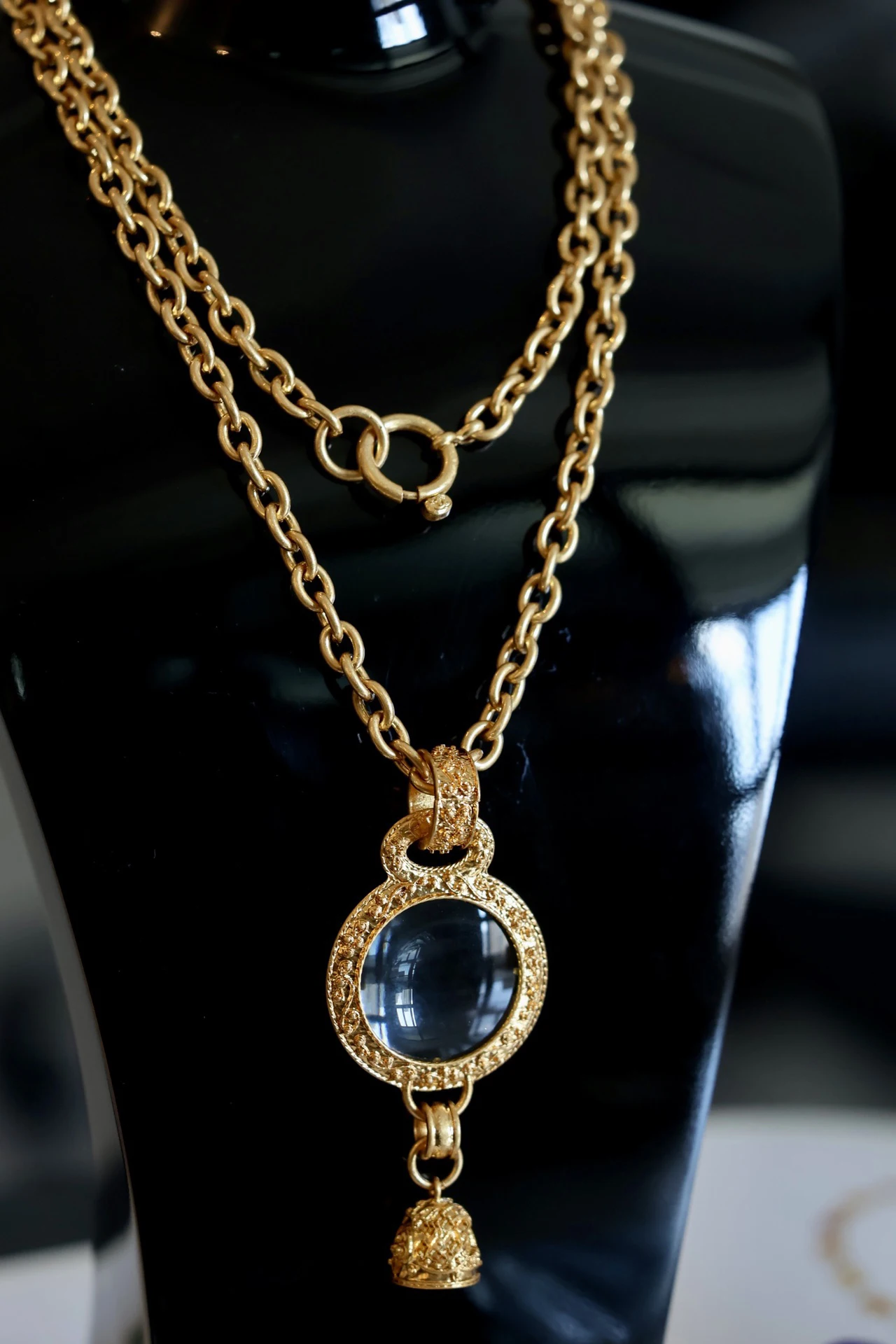 

New Fashion Vintage Bell Magnifier Women's Necklace