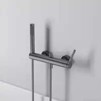 ก๊อกน้ำอ่างอาบน้ำทองเหลืองแบบติดผนังพร้อมฝักบัวมือถือ สีทองขัดเงา สีกันเมทัล และโครเมียม 4