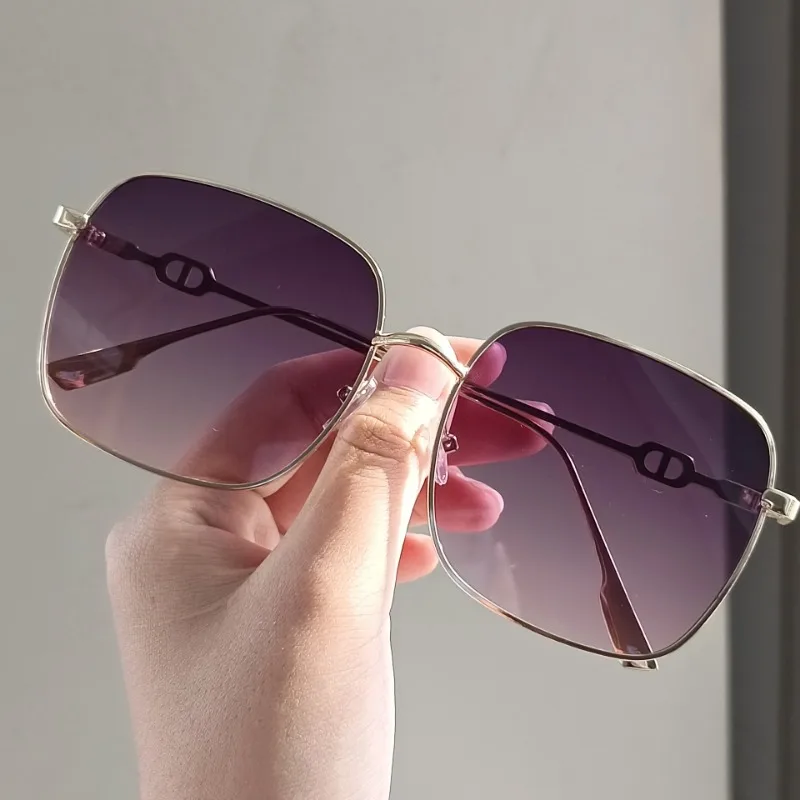 New Metal Small Frame Square Sunglasses Women Brand Designer