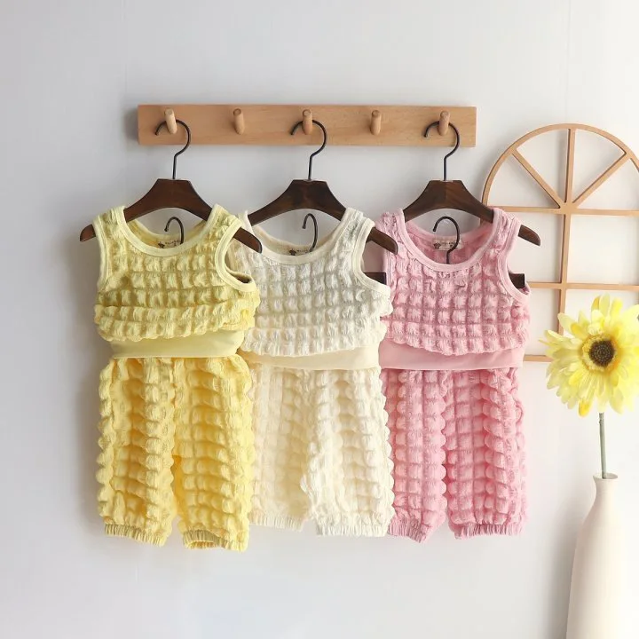 

Летний костюм без рукавов в Корейском стиле для маленьких девочек, клетчатый жилет с пузырьками и брюки, детская одежда