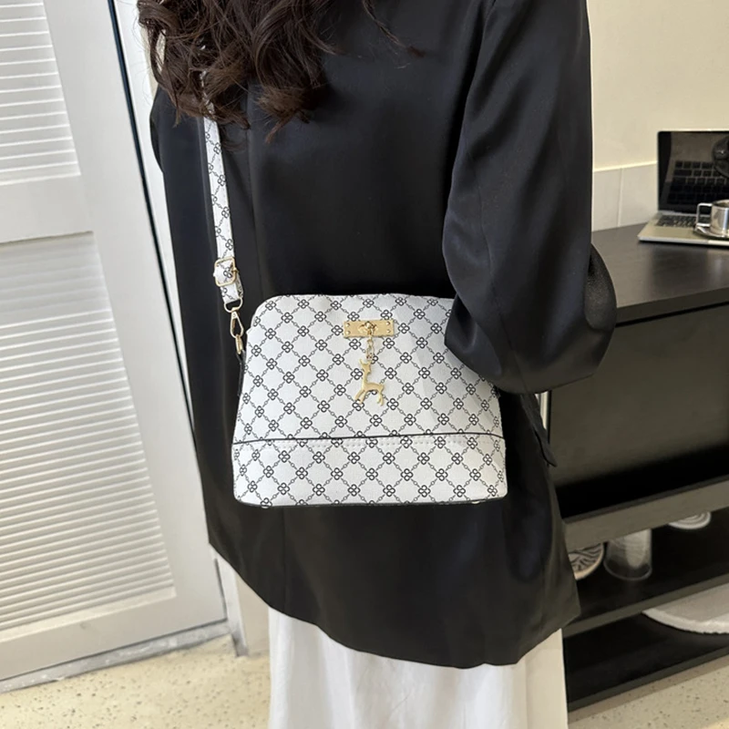 Retro Print Crossbody Bag For Women PU Leather Versatile Small Shoulder Handbag Purse Ladies Luxury Design Shell Messenger Bag
