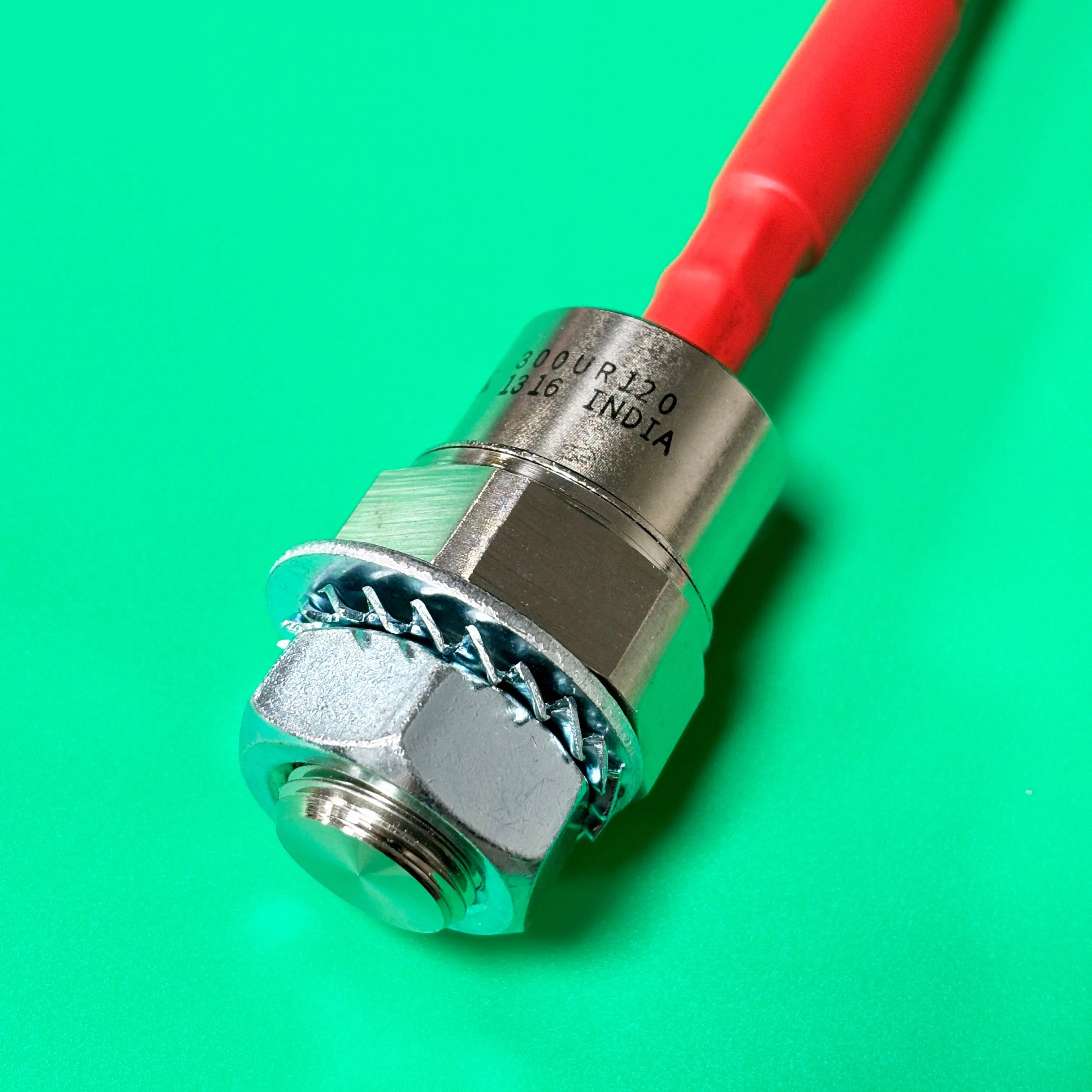 

Модуль 300UR120 300UR 120 DIODE GEN PURP 300 кв 250A DO205 300U R120 Φ VS300UR120