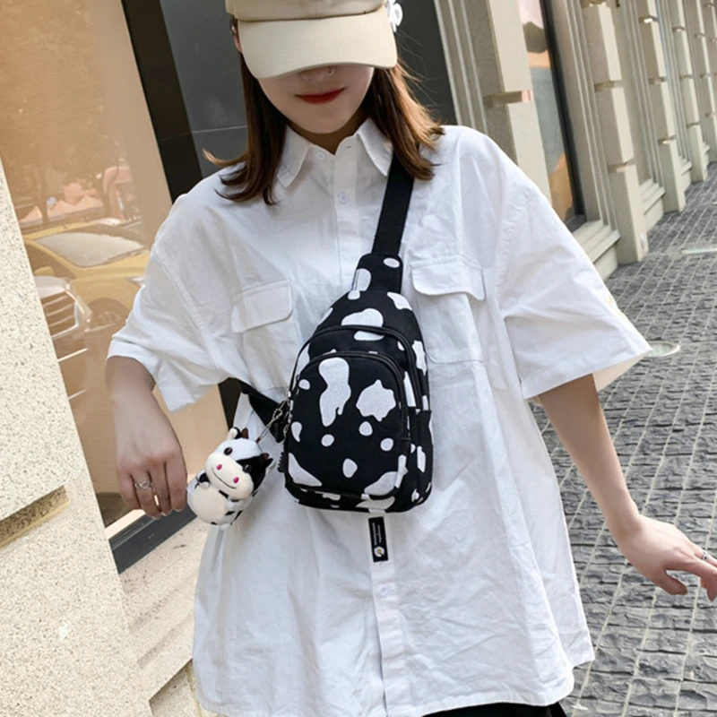 

Women Chest Bag Cute Cow Print Crossbody Bag Travel Chest Bag Hiking Messenger Bag Casual Shoulder Bag for Men