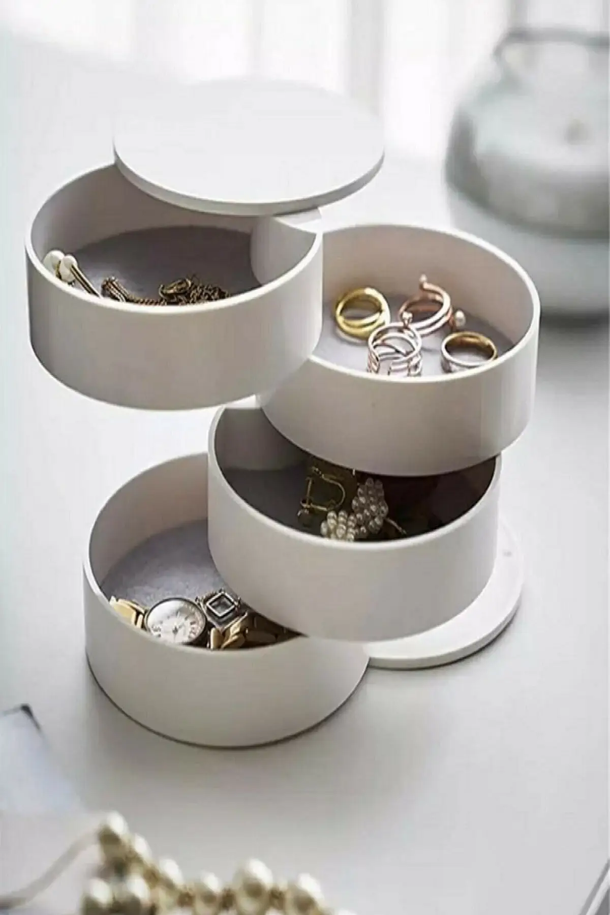 

2022 jewelry Organizer Case 4 Layer Rotary Design