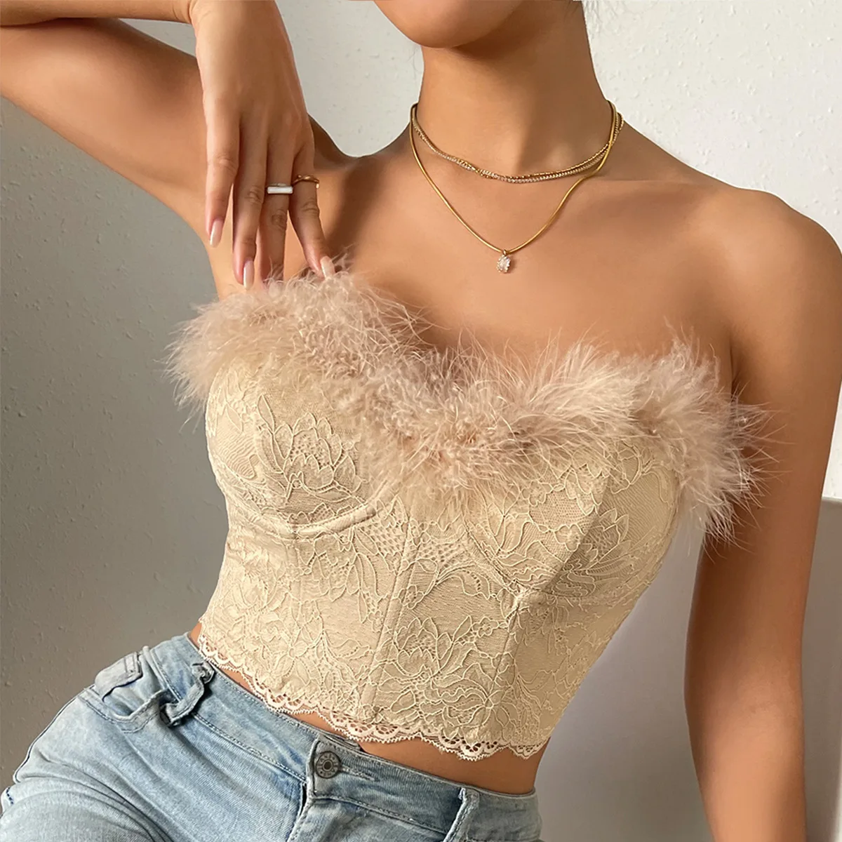 HICOSY Womens Feather Trim Strapless Lace Bustier withFeather Trim Low-Cut  Corselet Corset Crop Top  Music Festival Club Party