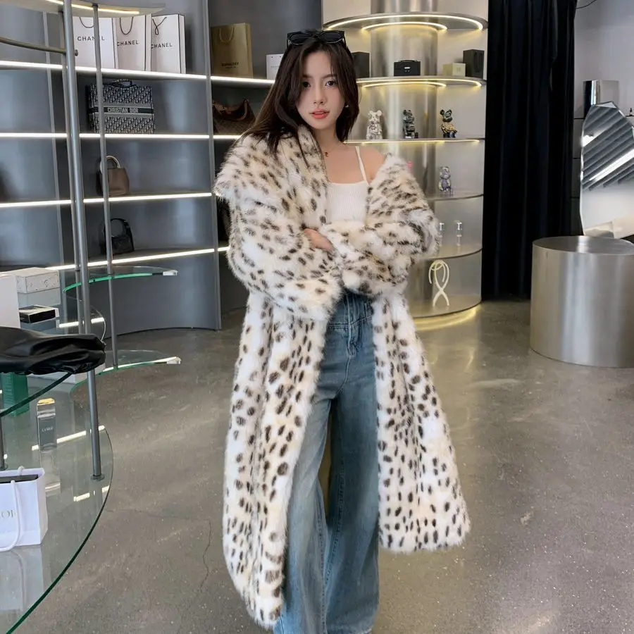 

2023 Large Fur Women's Large Polo Neck Loose and Stylish Versatile Leopard Print Winter Warm Mink Coat Ecological Mink