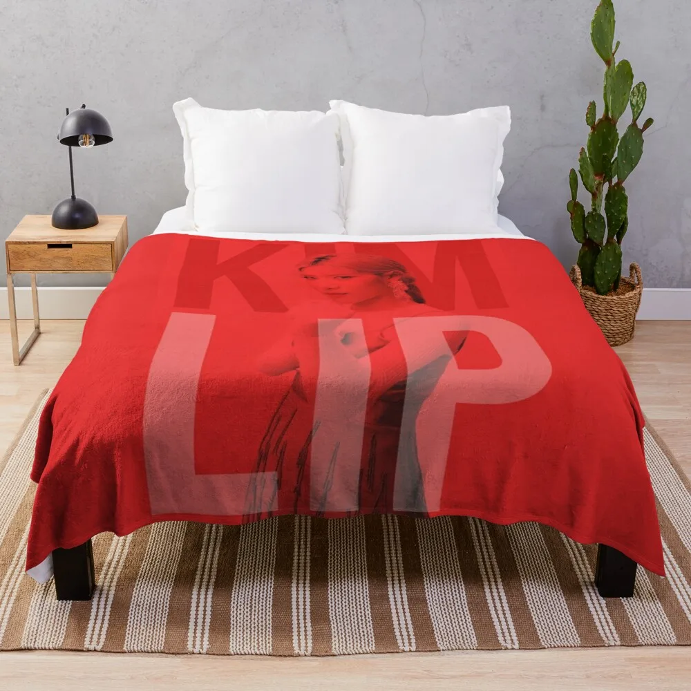 

Loona Kim Lip Fighting Throw Blanket Soft Big Blanket Designer Blanket