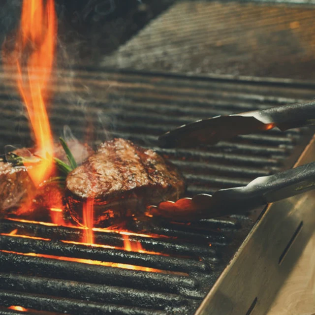 Rozsdamentes Acél Bbq Fogók Svédasztalos Ételek Kenyér Steak Barbecue Klip Főzés Nem Csúszás Salátafogók Klipek Grillezett Saláta Húskapocs Szerszám - Image 2