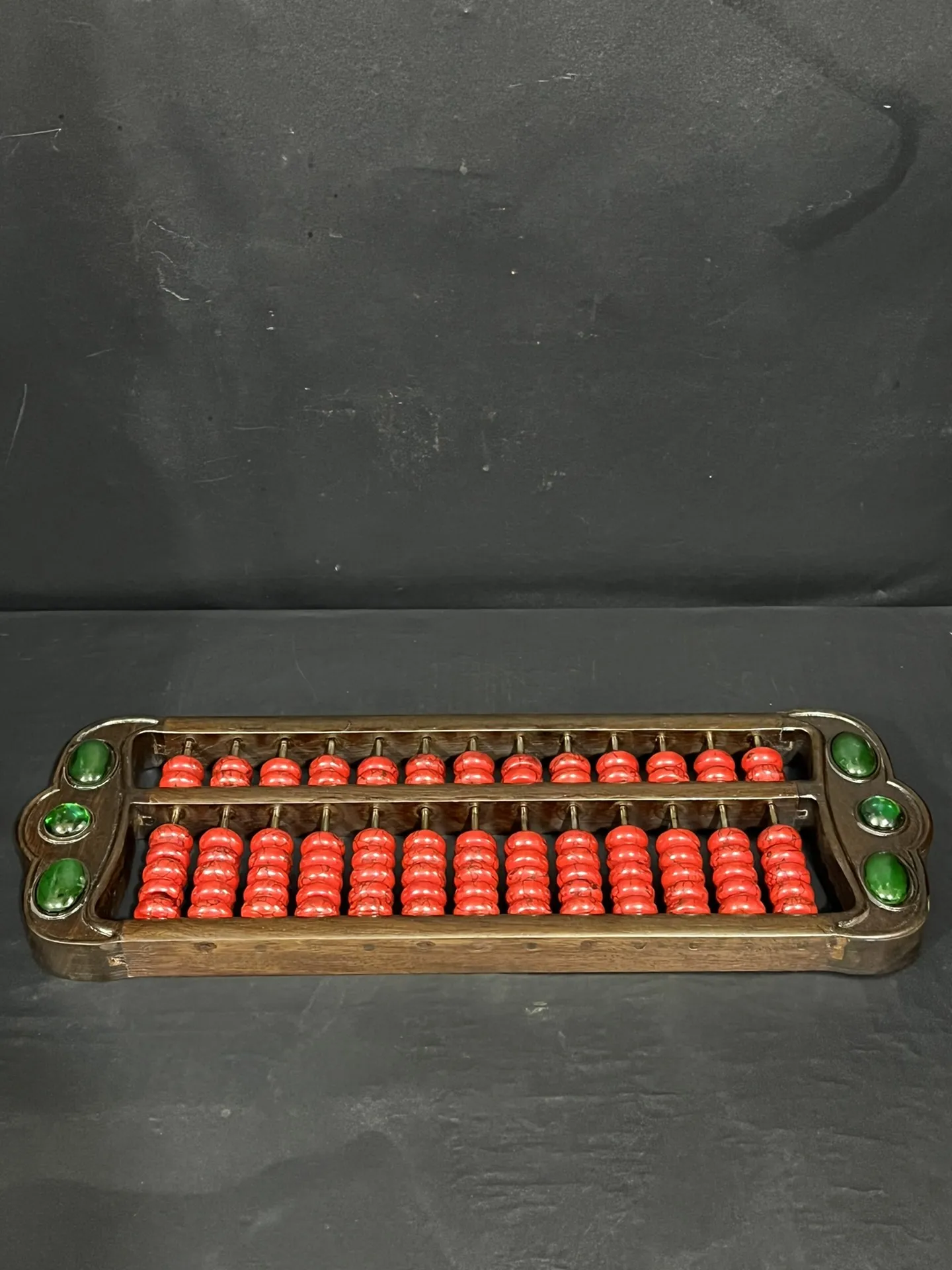 

Фиолетовое искусственное сандаловое дерево, инкрустированное драгоценными камнями, изготовлено из красной бирюзы, Abacus 13 шагов в длину, 41 см в ширину, 14 см в толщину, 2,5 см