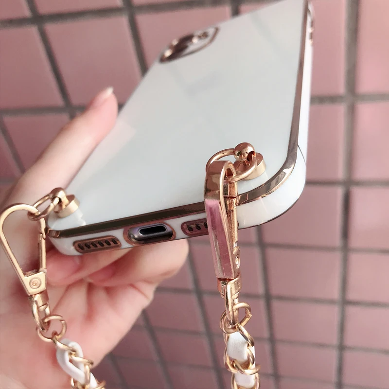 Elegant Crossbody Leather Phone Case with Metal Chain Necklace