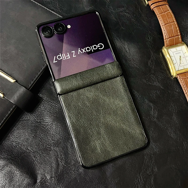 Luxury Hinged Leather Phone Case with Fashion Integrated Shaft Guard Back Cover