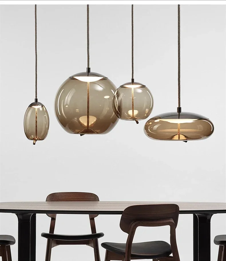 Hemp rope detail on pendant lamp