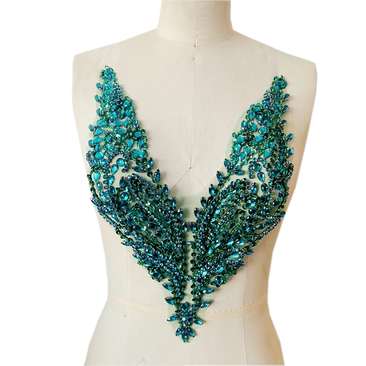 DIY Dress V Neck Bra Fabric Luxury Handmade Sequin Rhinestone Material Beaded Diamond Crystal Bra Tassel Apparel Decoration