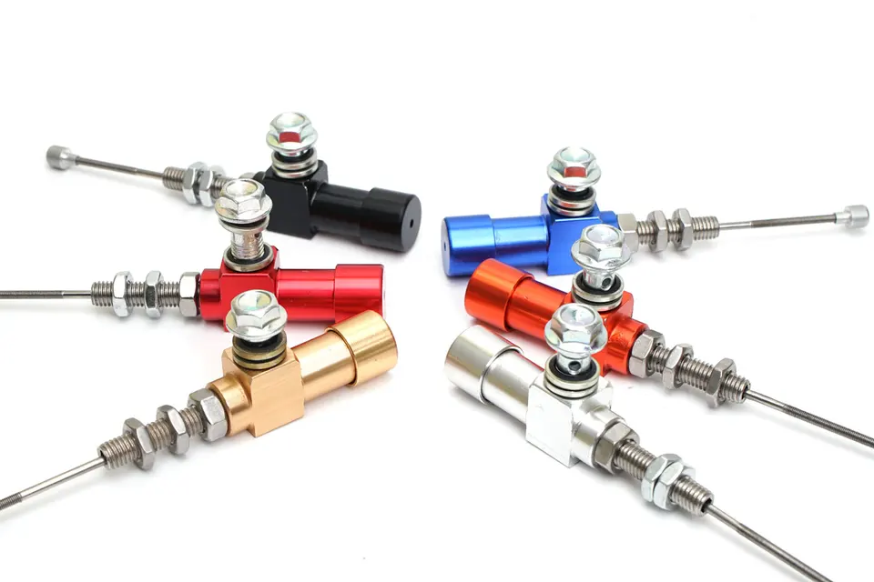 thumbnail image 2 of Hydraulic Clutch Pump For Motorcycle, Autocycle & Bicycle - Aluminum Alloy, Universal Fit, Red Finish 2 of 12