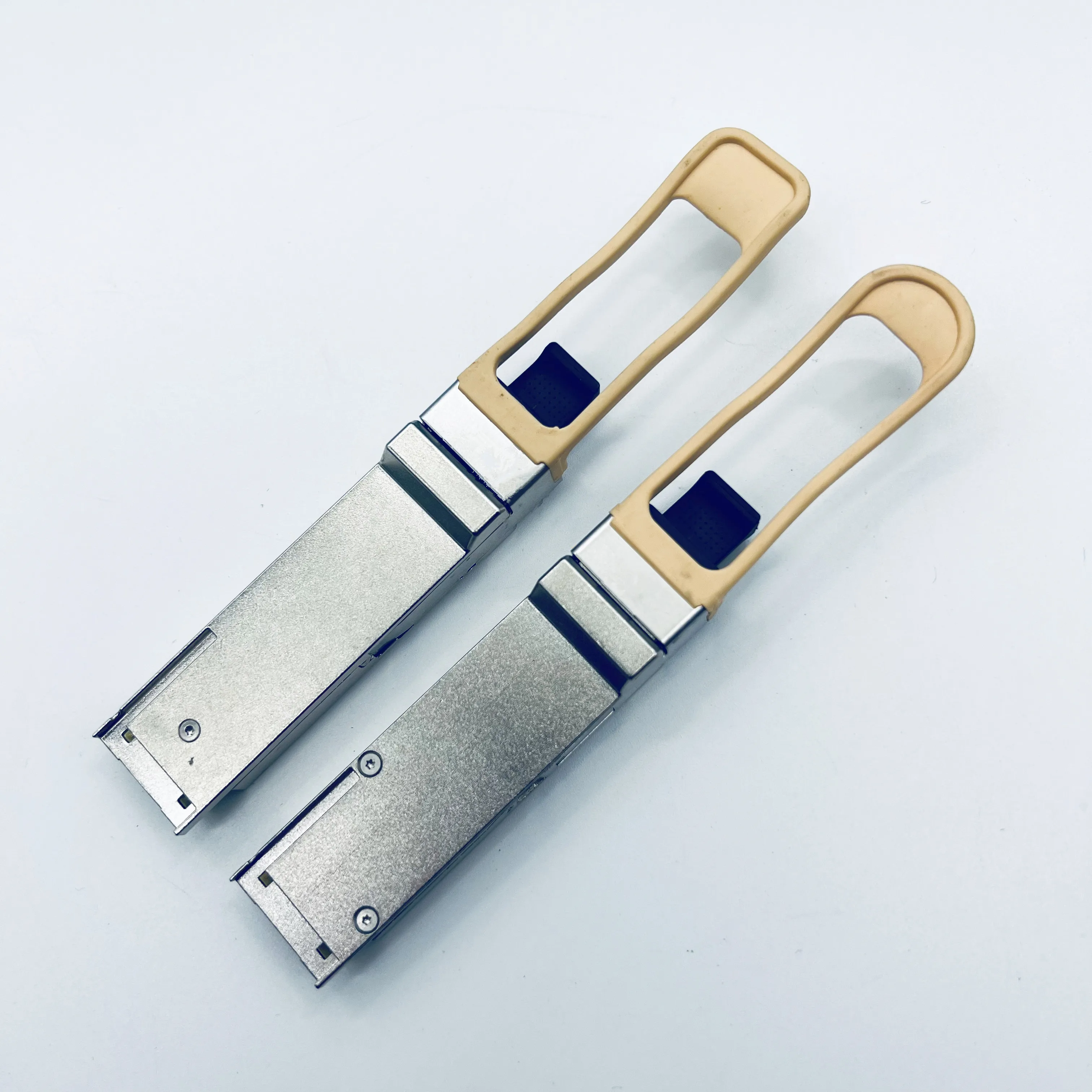 I-ntel 40GB Qsfp Module/E40GQSFPSR/FTL410QE2C-IT/QSFP-40G-SR4/40G  850nm 150m MTP/MPO 40g qsfp Transceiver/40g qsfp switch