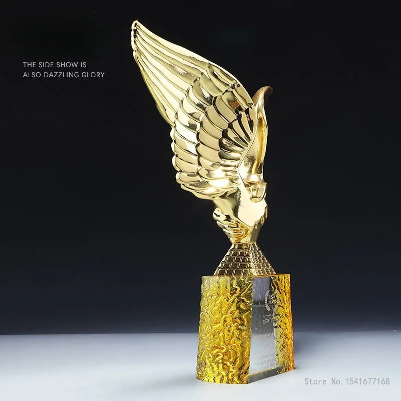 Customized Crystal Metal Wings Trophy, Handshake Shape, Honor, Home Decoration, Cooperation Souvenir, Staff Reward Medal, 1Pc