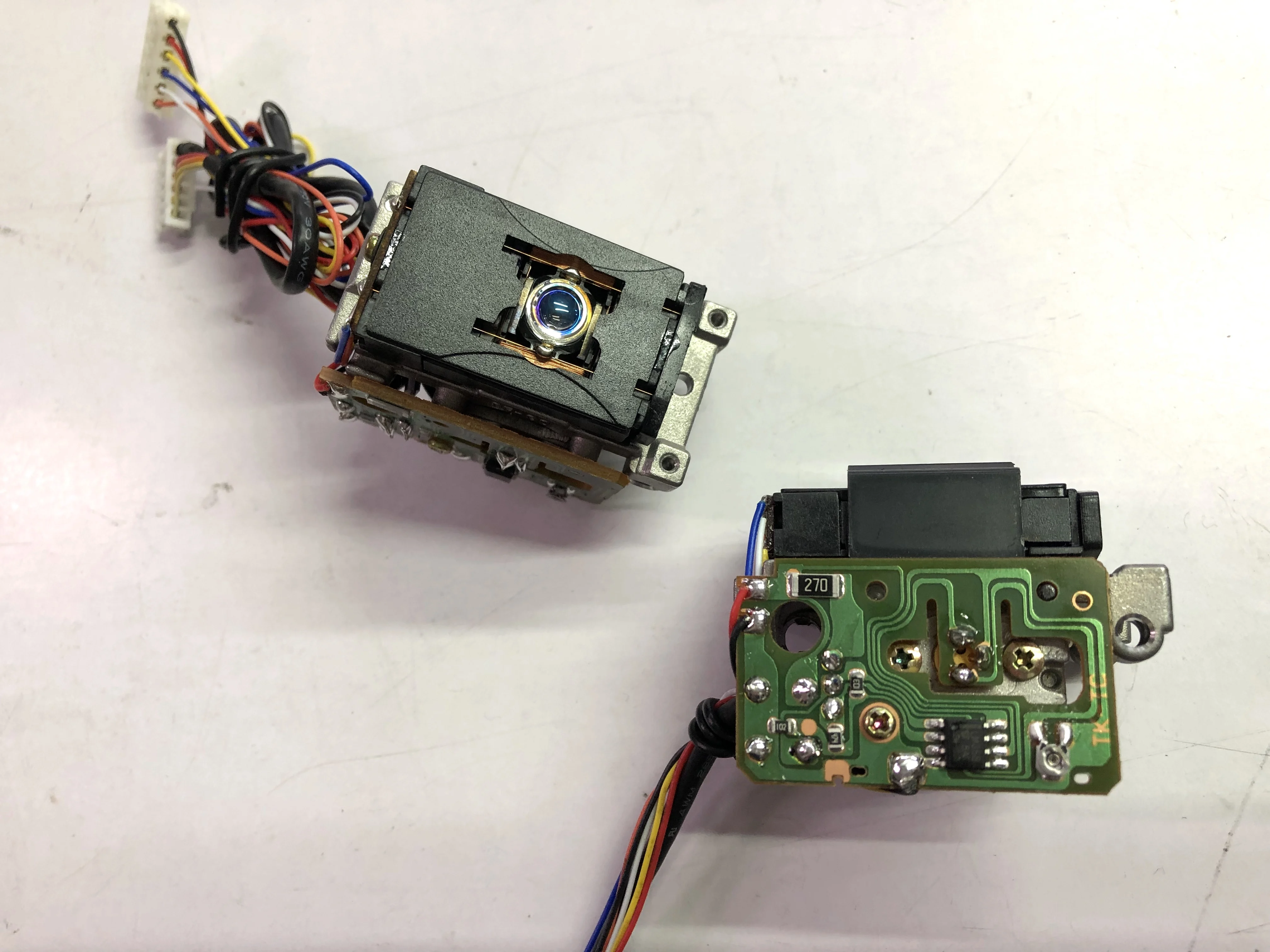 感熱紙FAX SANYO　SFK-11TA コクヨ FAX用感熱紙 B4 R2F－257A－30－3個入り