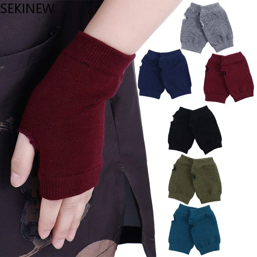 Женские перчатки на полпальца