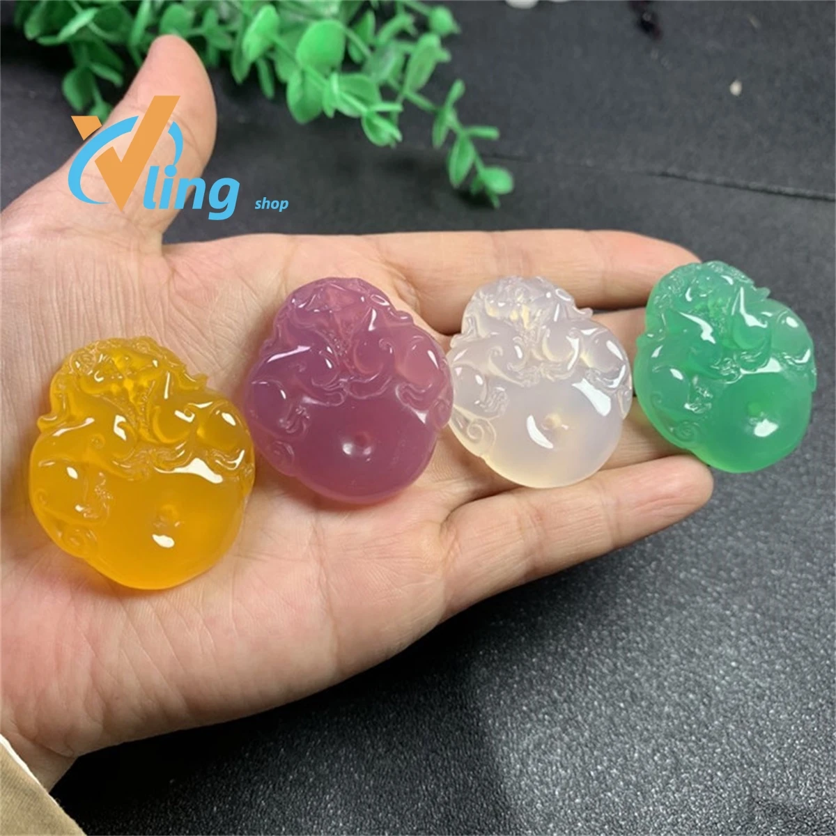 

Agate Wholesale Ice Jade Pendant Pixiu Ping An Car Hanger Exquisite Fashion Gift Charm Retro Amulet Women Men Simple Versatile