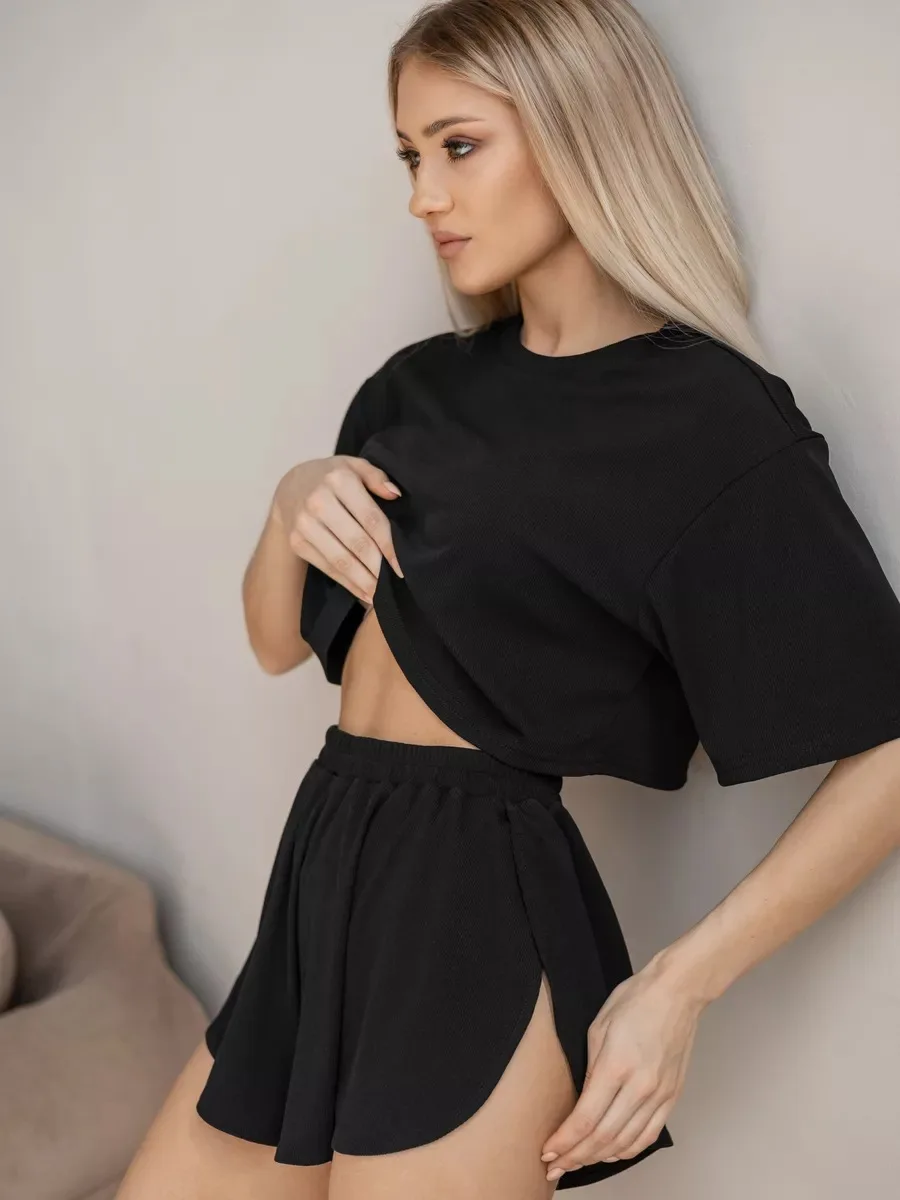 2026 New women's sexy pajama set short sleeved T-shirt split shorts pajama 2-piece set casual round neck elastic home wear